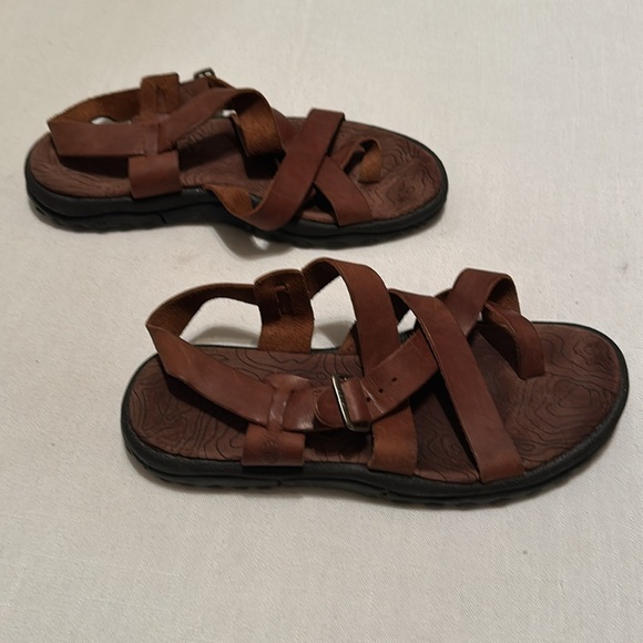 Teva brown leather sandals 🤎 - Picture 3 of 6